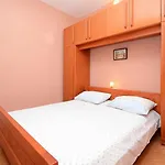 In Karbuni With Sea View, Balcony, Air Conditioning, Wifi 5095-1 Blato (Korcula)