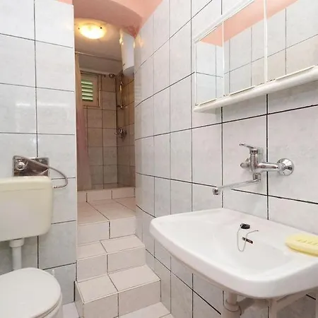 Vikendica In Karbuni With Sea View, Balcony, Air Conditioning, Wifi 5095-1