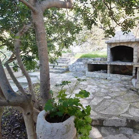 In Karbuni With Sea View, Balcony, Air Conditioning, Wifi 5095-1 Blato (Korcula)